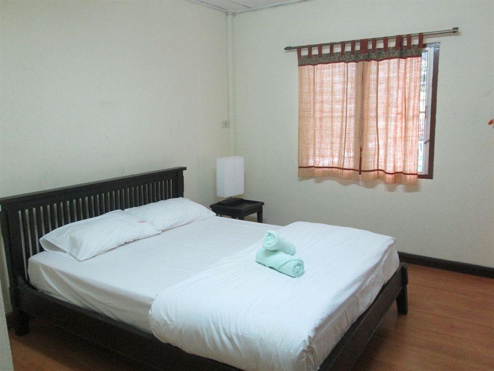 Smile House Guesthouse Čiang Mai Exteriér fotografie