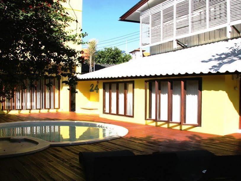 Smile House Guesthouse Čiang Mai Exteriér fotografie